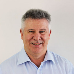 Brett R